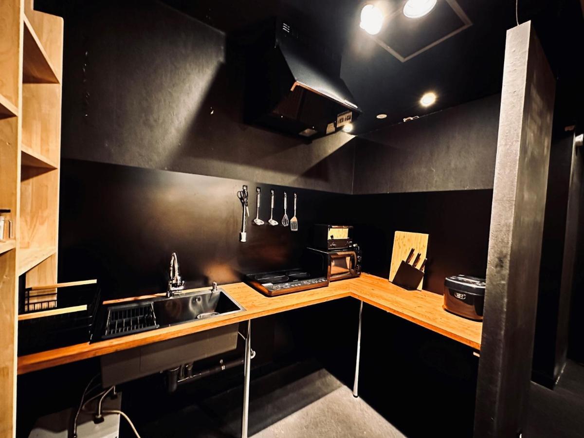 Namba Guesthouse Hive Osaka Exterior photo