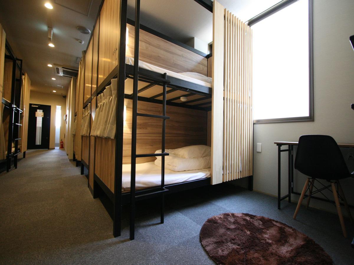 Namba Guesthouse Hive Osaka Exterior photo