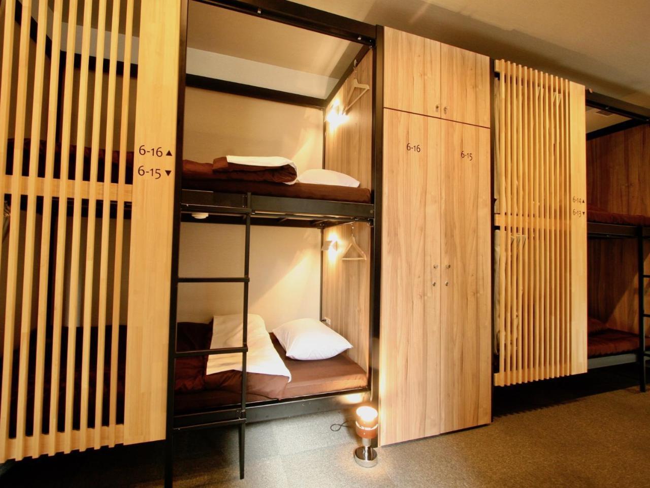 Namba Guesthouse Hive Osaka Exterior photo