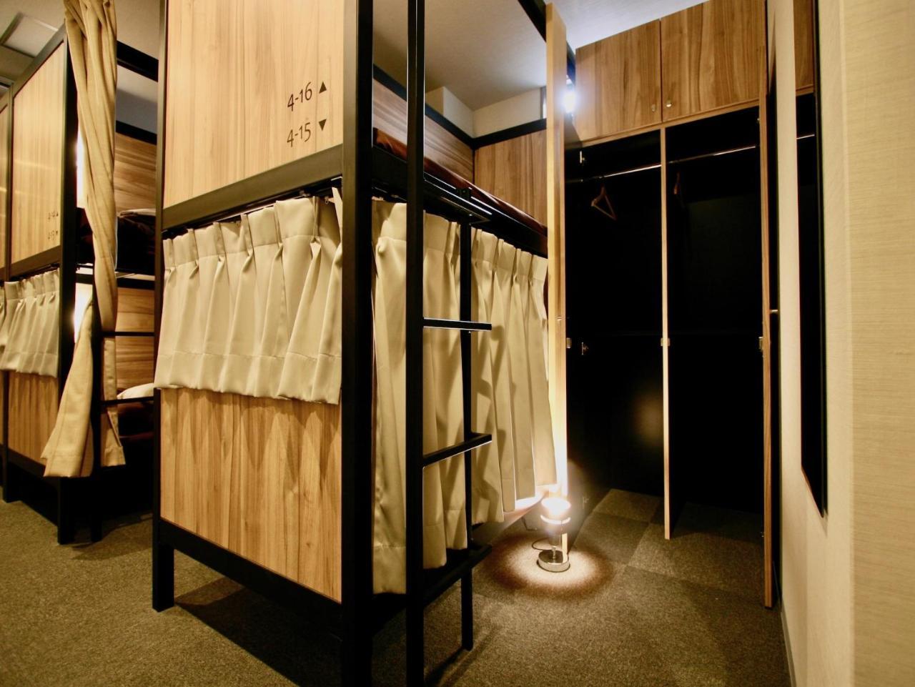 Namba Guesthouse Hive Osaka Exterior photo
